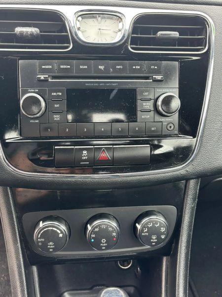 2013 Chrysler 200 Touring