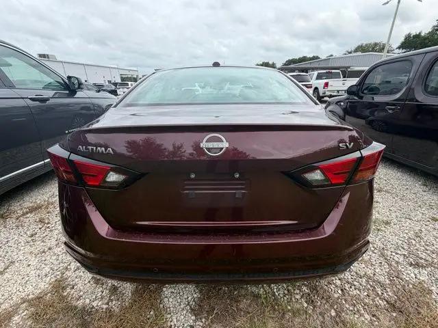 2024 Nissan Altima SV FWD