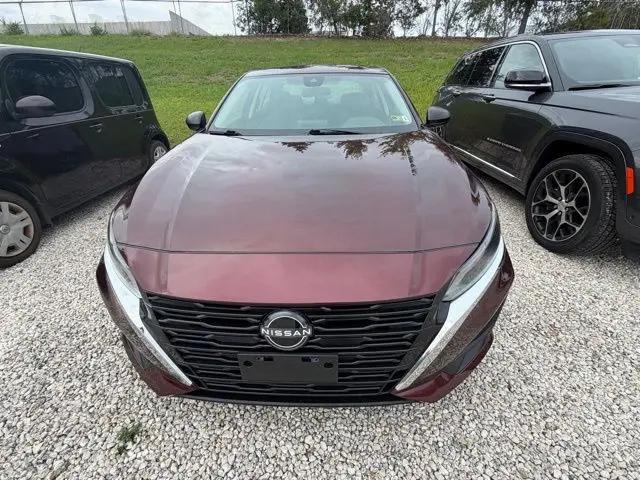 2024 Nissan Altima SV FWD