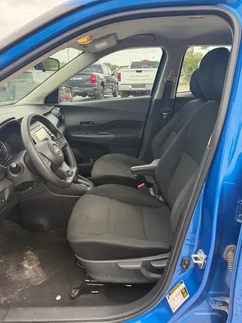 2024 Nissan Kicks S Xtronic CVT