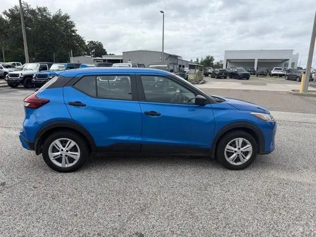 2024 Nissan Kicks S Xtronic CVT