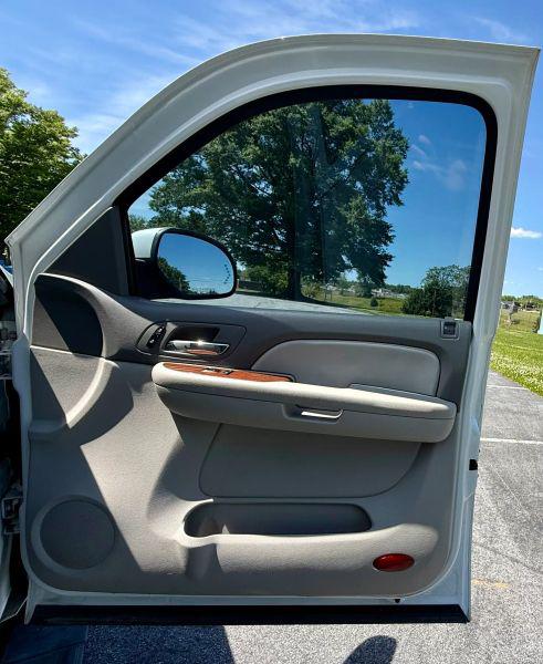 2008 GMC Yukon XL SLT