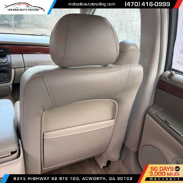2001 Cadillac DeVille Standard