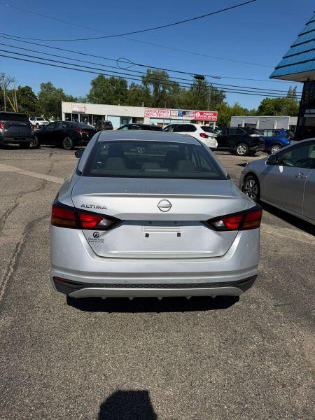 2023 Nissan Altima S FWD