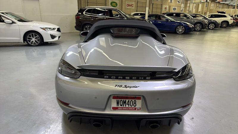 2022 Porsche 718 Spyder Base
