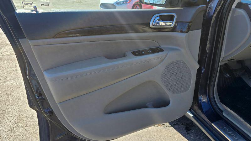 2012 Jeep Grand Cherokee Laredo