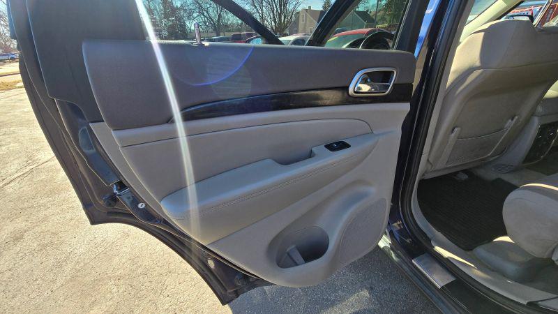 2012 Jeep Grand Cherokee Laredo