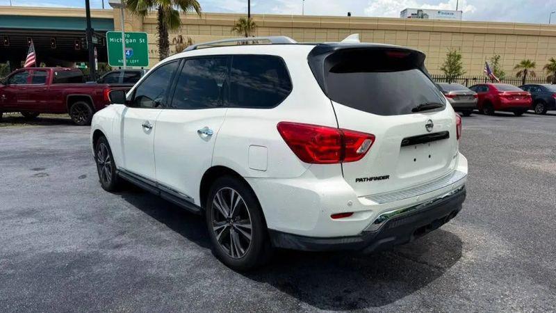 2020 Nissan Pathfinder Platinum 2WD