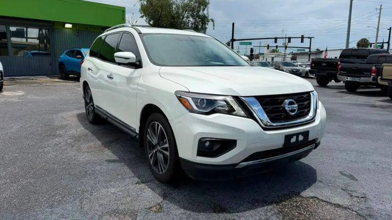 2020 Nissan Pathfinder Platinum 2WD