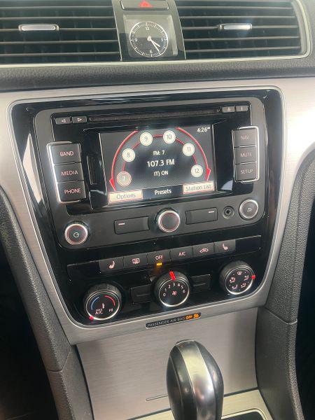 2013 Volkswagen Passat 2.5L SE