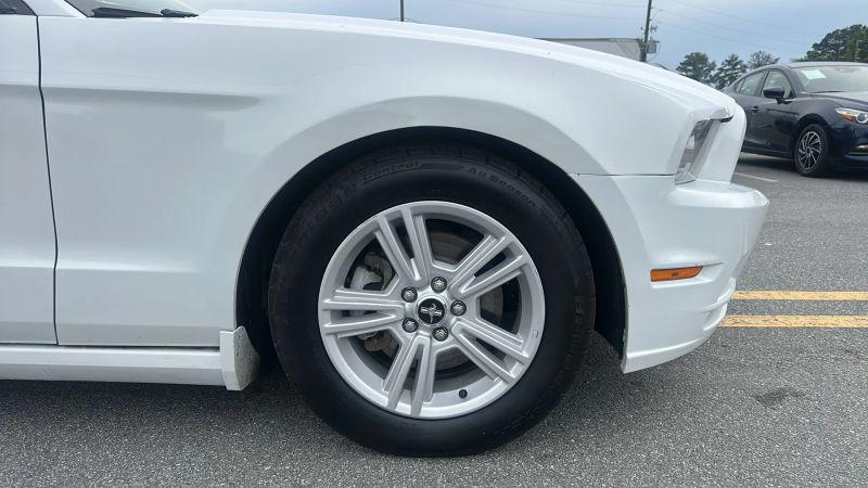 2014 Ford Mustang V6