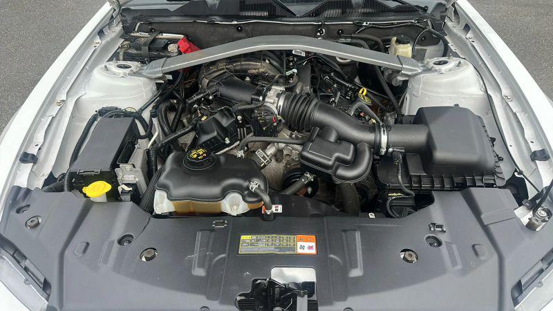 2014 Ford Mustang V6