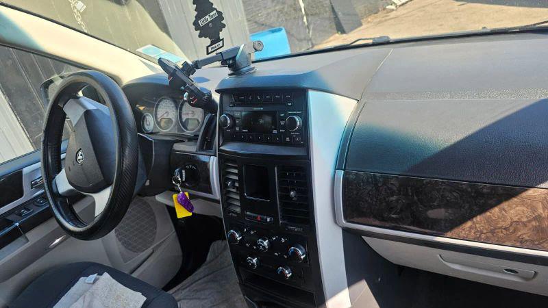 2010 Dodge Grand Caravan SXT