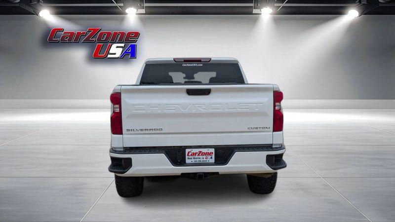 2024 Chevrolet Silverado 1500 4WD Crew Cab Short Bed Custom