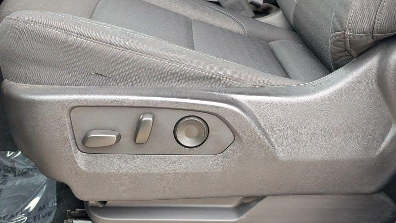 2024 Chevrolet Silverado 1500 4WD Crew Cab Short Bed Custom
