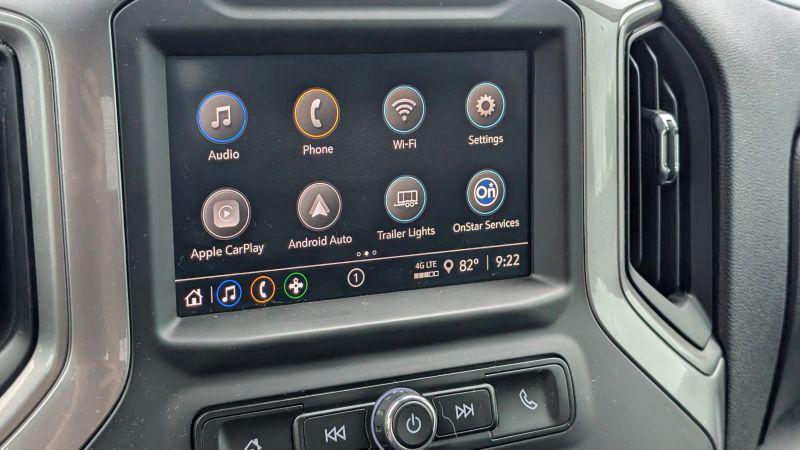 2024 Chevrolet Silverado 1500 4WD Crew Cab Short Bed Custom