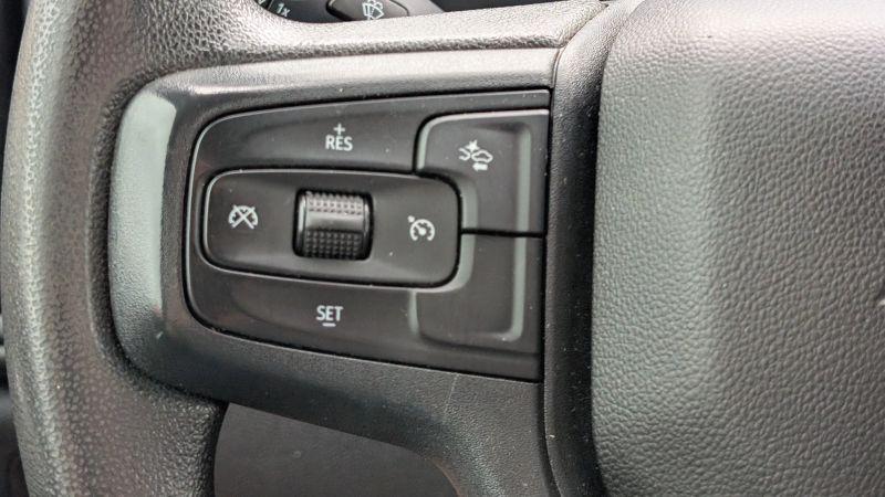 2024 Chevrolet Silverado 1500 4WD Crew Cab Short Bed Custom