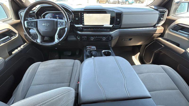2023 Chevrolet Silverado 1500 4WD Crew Cab Short Bed RST