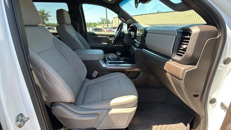 2023 Chevrolet Silverado 1500 4WD Crew Cab Short Bed RST