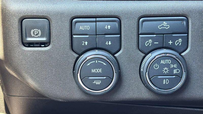 2023 Chevrolet Silverado 1500 4WD Crew Cab Short Bed RST