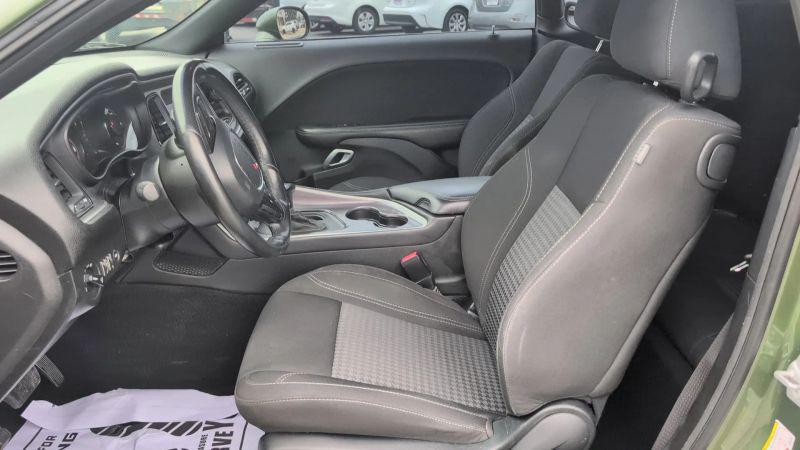 2020 Dodge Challenger SXT