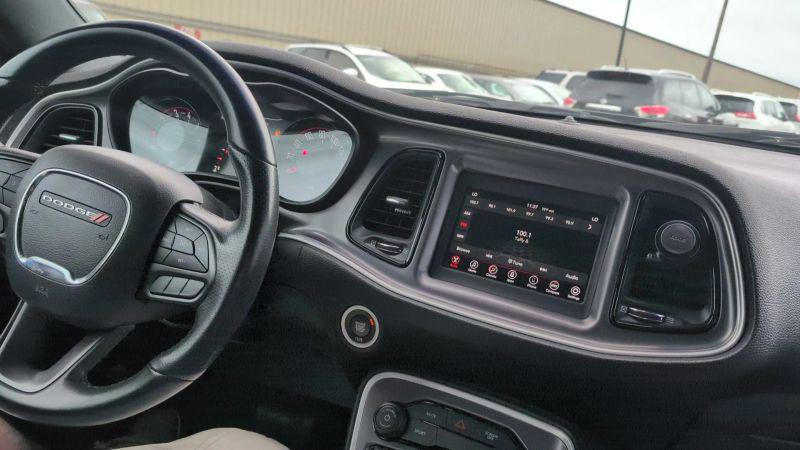 2020 Dodge Challenger SXT