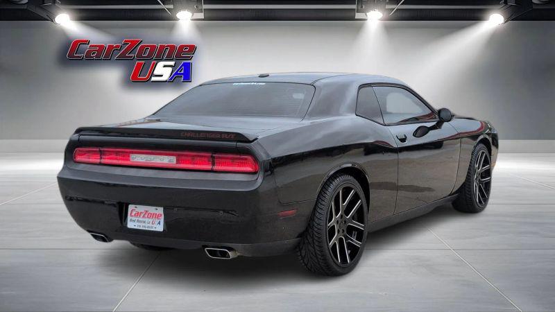 2014 Dodge Challenger R/T Plus