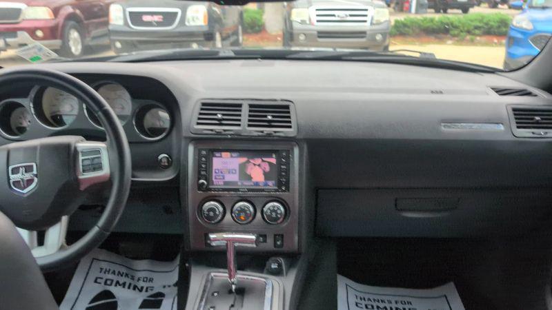 2014 Dodge Challenger R/T Plus