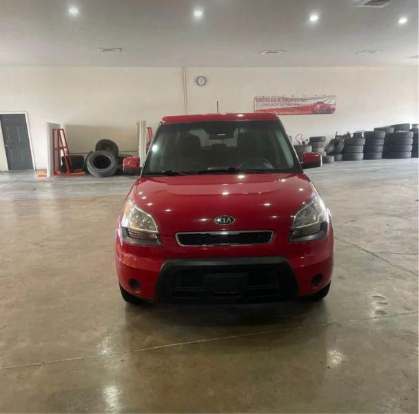 2011 Kia Soul +