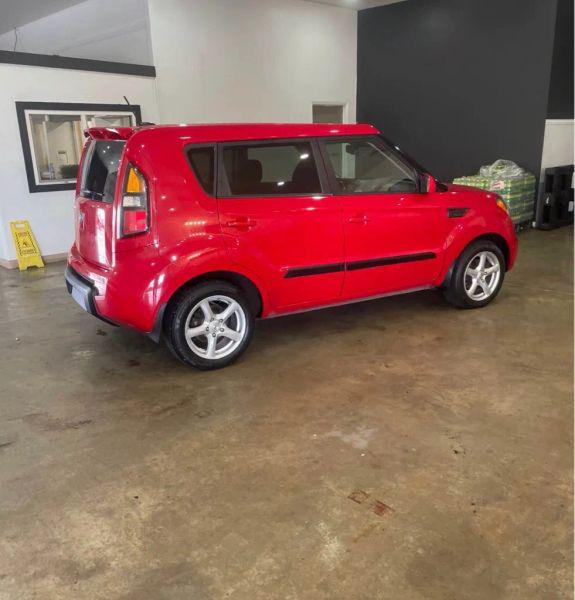 2011 Kia Soul +