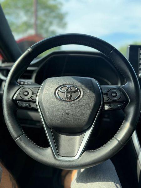 2022 Toyota Venza XLE