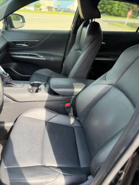 2022 Toyota Venza XLE