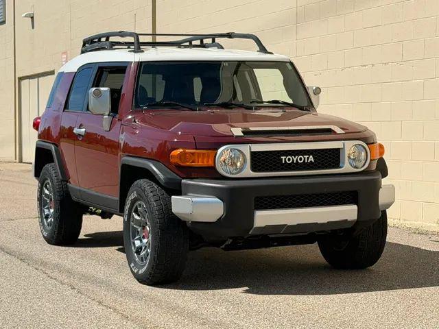 2008 Toyota FJ Cruiser Base for sale in Burton, MI