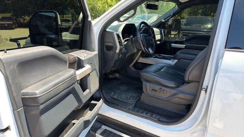 2022 Ford F-350 LARIAT