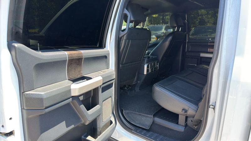 2022 Ford F-350 LARIAT