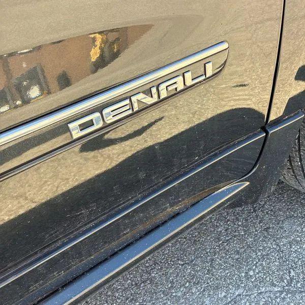 2015 GMC Acadia Denali