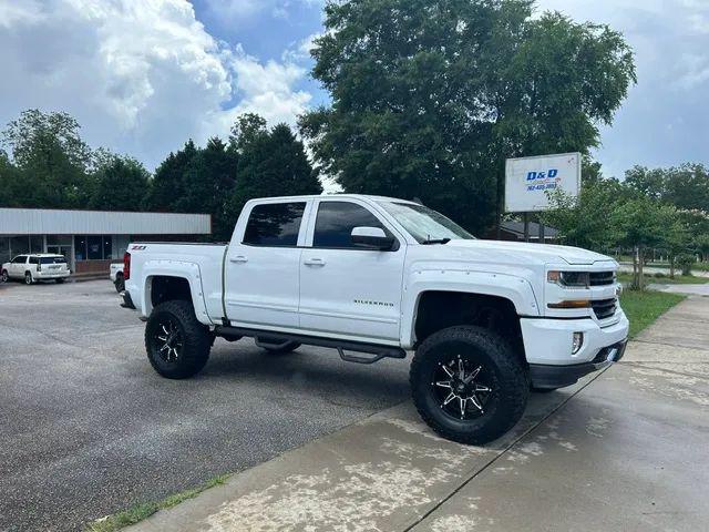 2017 Chevrolet Silverado 1500 2LT