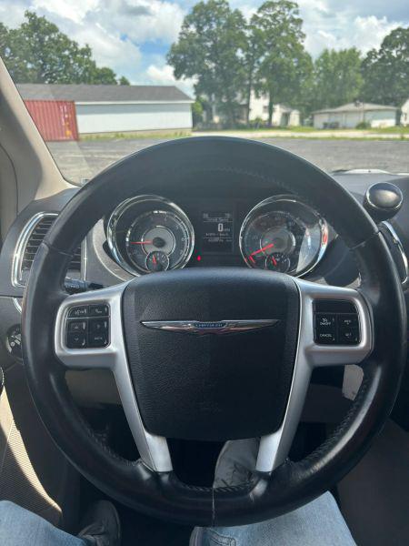 2015 Chrysler Town & Country Touring
