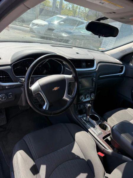 2017 Chevrolet Traverse 1LT