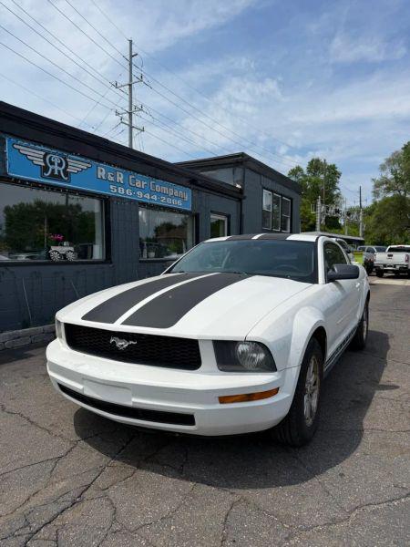2008 Ford Mustang V6 Deluxe for sale in Mount Clemens, MI