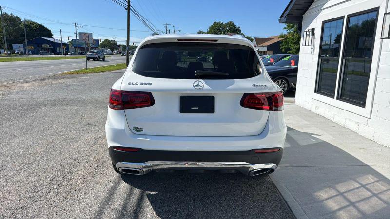 2022 Mercedes-Benz GLC 4MATIC SUV