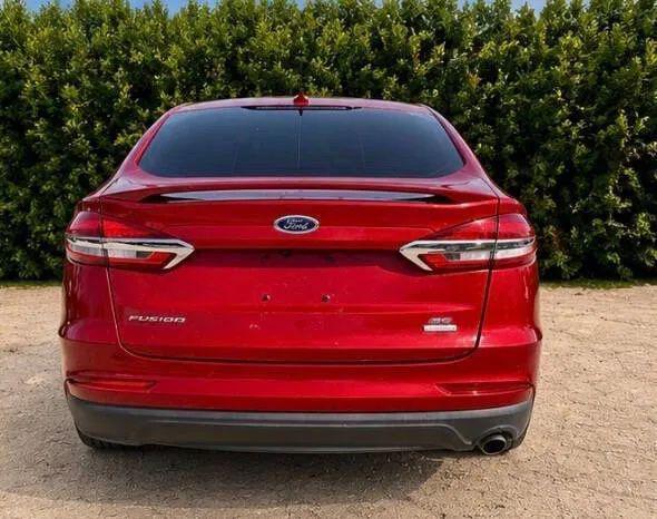 2020 Ford Fusion SE