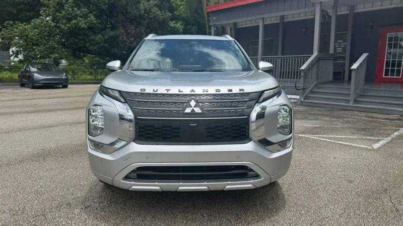 2022 Mitsubishi Outlander SEL 2.5 2WD