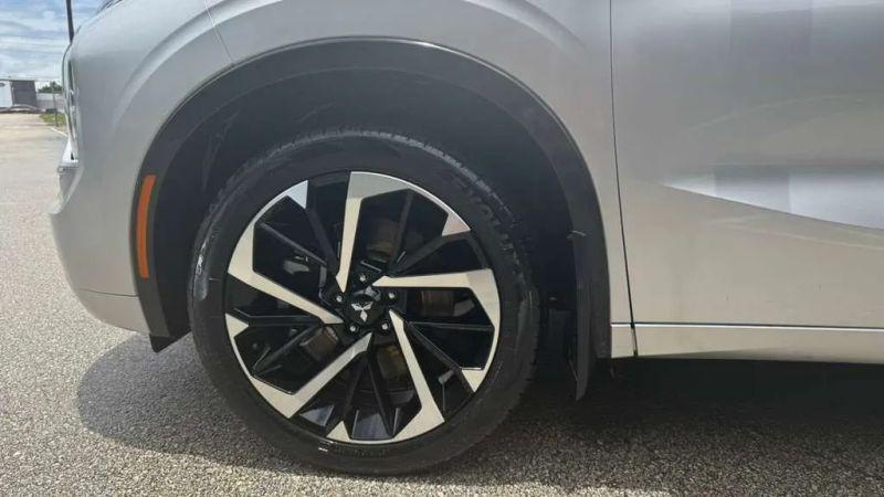 2022 Mitsubishi Outlander SEL 2.5 2WD