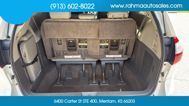 2018 Toyota Sienna XLE 8 Passenger