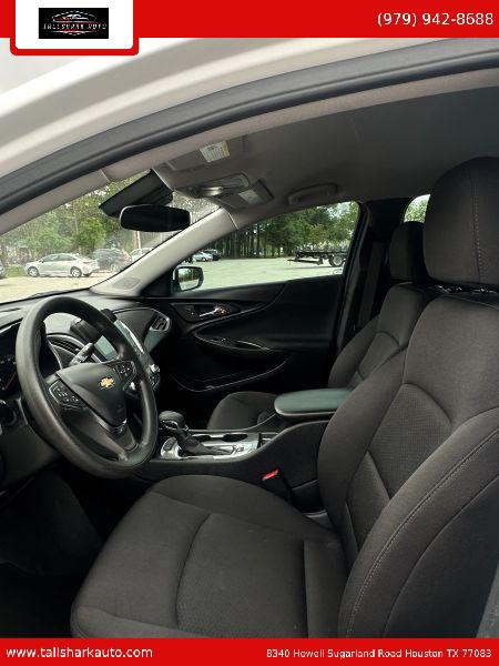2025 Chevrolet Malibu FWD LS