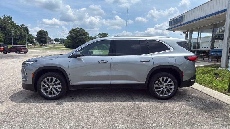 2025 Buick Enclave Preferred FWD