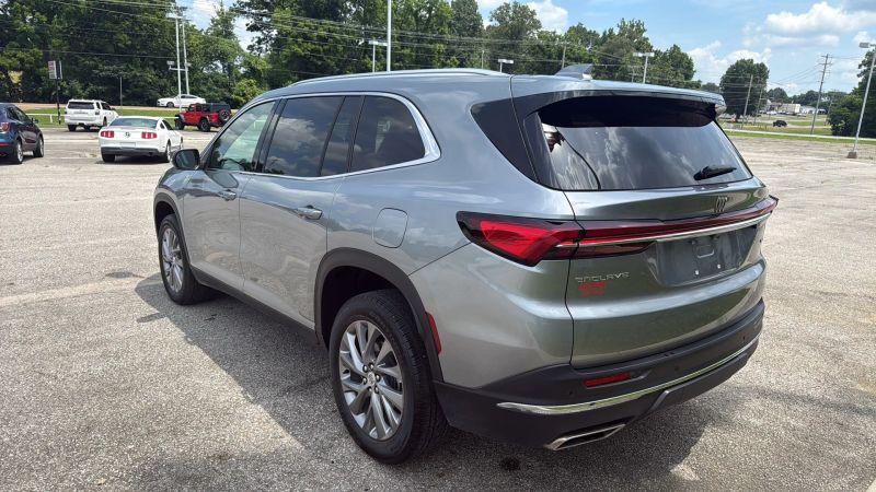 2025 Buick Enclave Preferred FWD
