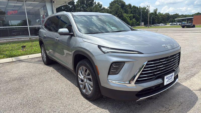 2025 Buick Enclave Preferred FWD