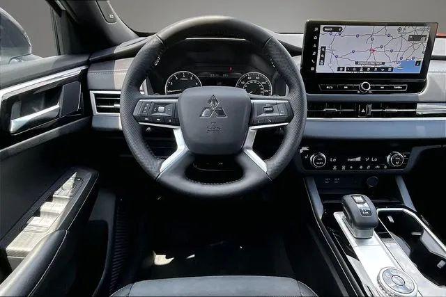 2026 Mitsubishi Outlander LE 2.5 2WD